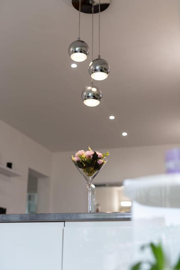 Lux Apartment Ema Kaštela エクステリア 写真