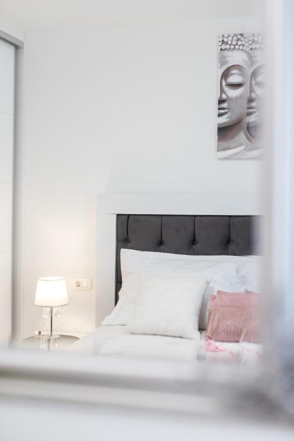 Lux Apartment Ema Kaštela エクステリア 写真