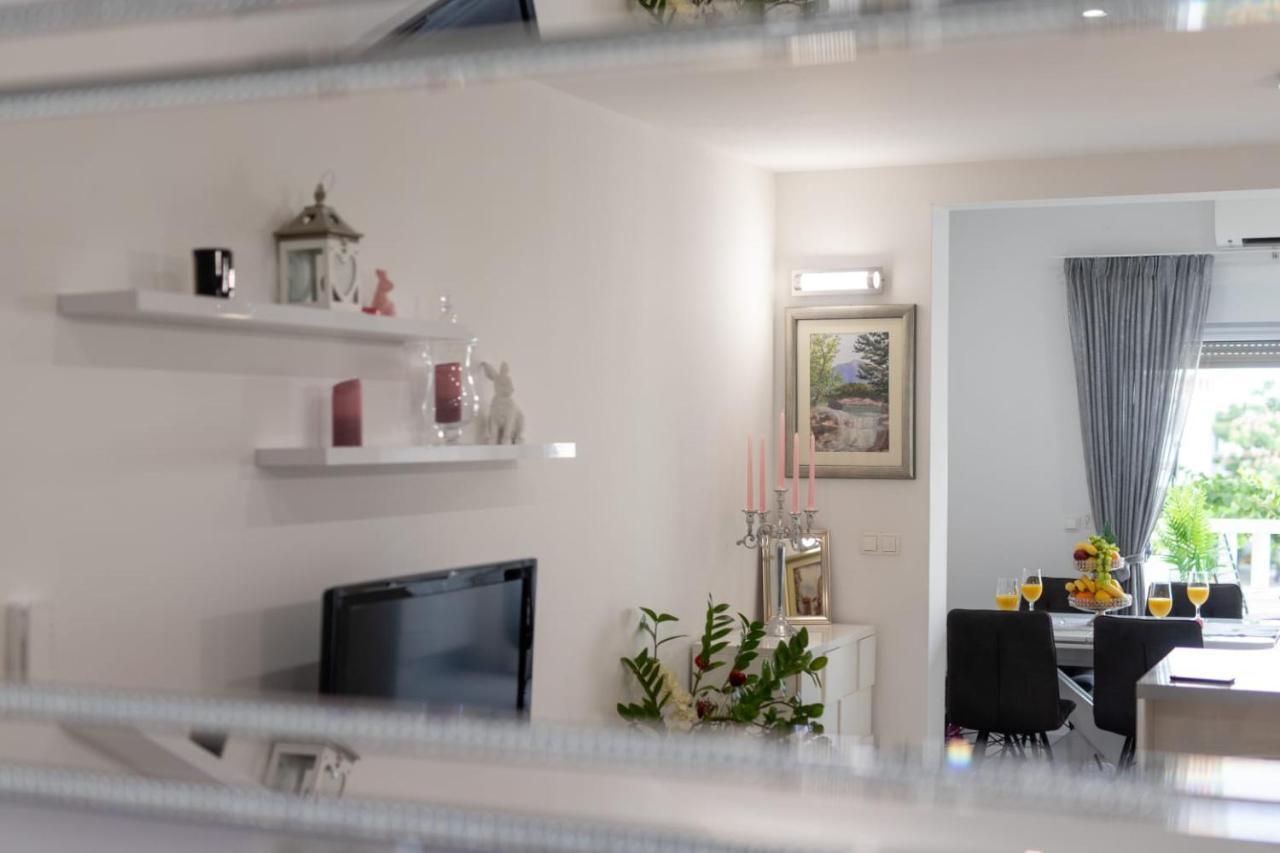Lux Apartment Ema Kaštela エクステリア 写真